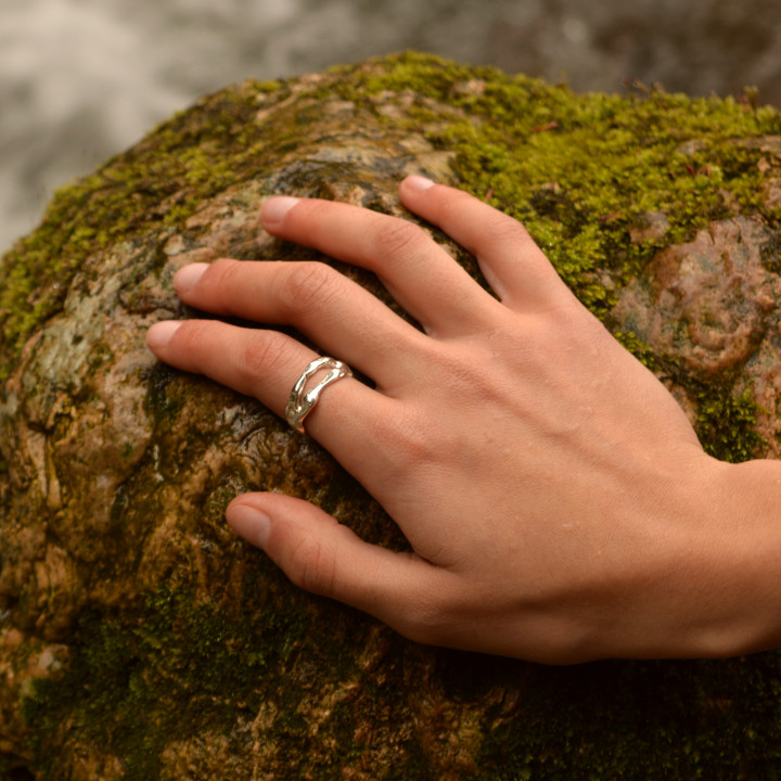 Aine Δαχτυλίδι