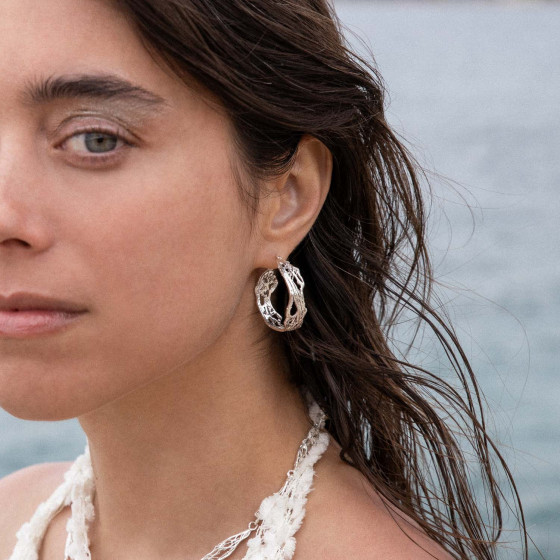 Almyra Hoops