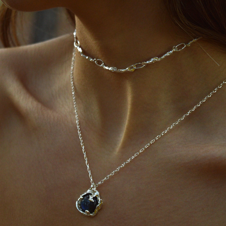 Fragments Choker Necklace