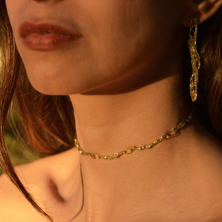 Fragments Choker Necklace