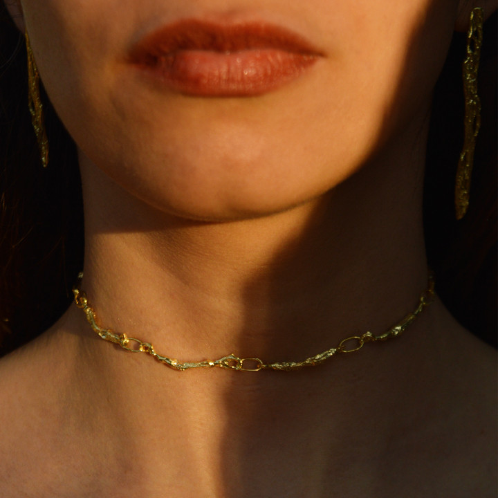 Fragments Choker Necklace